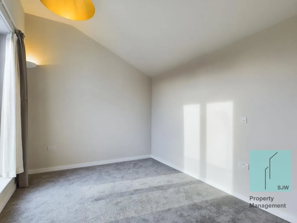 4 bedroom detached house for rent