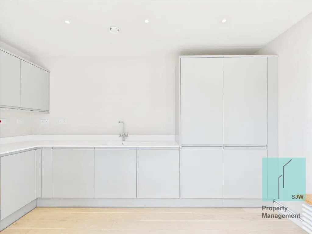 4 bedroom detached house for rent