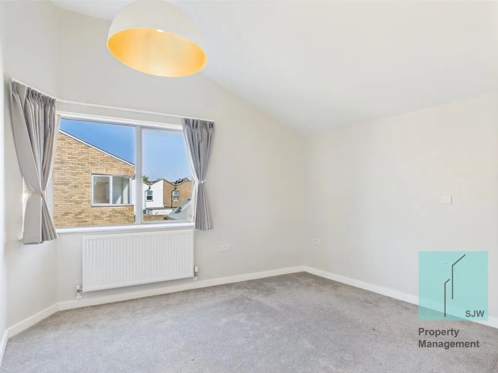 4 bedroom detached house for rent