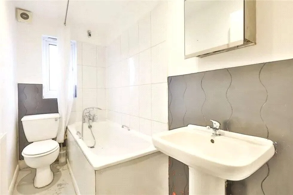 3 bedroom apartment for rent