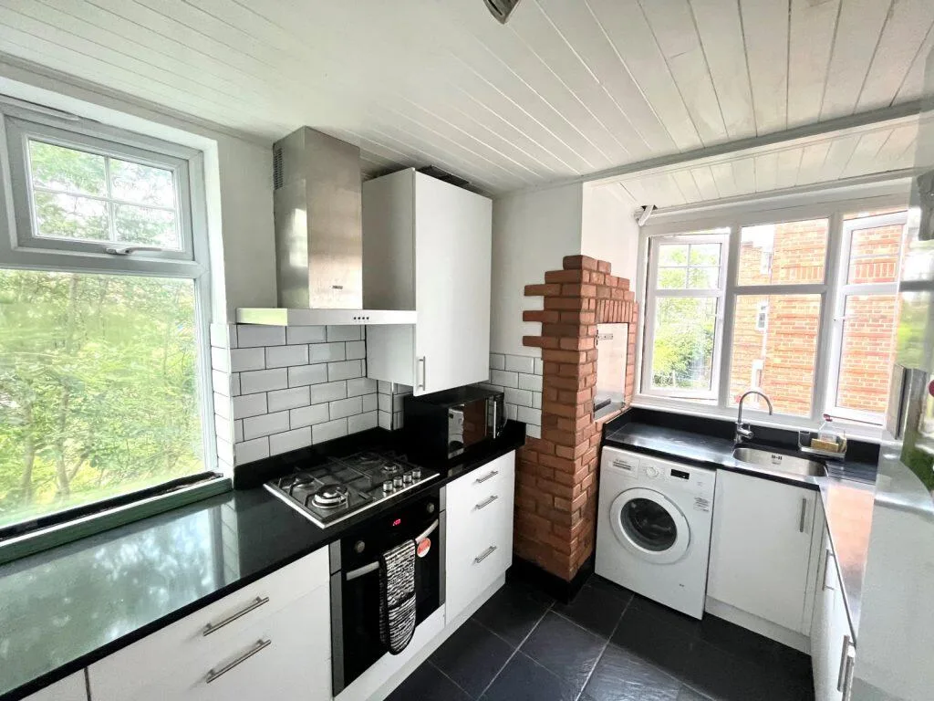 2 bedroom flat for rent