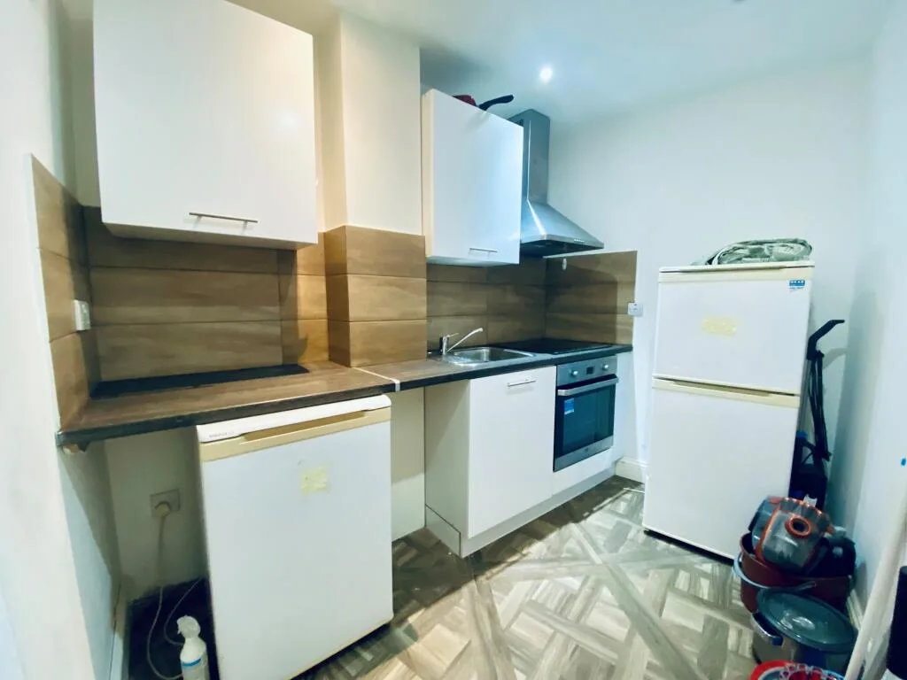Studio flat for rent