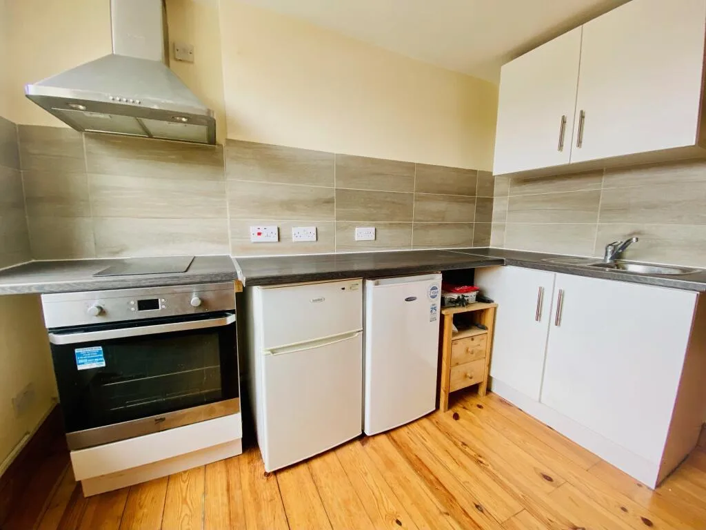 Studio flat for rent