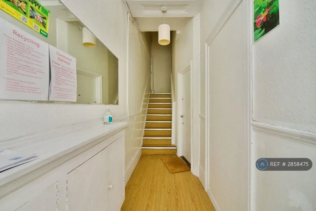 Studio flat for rent
