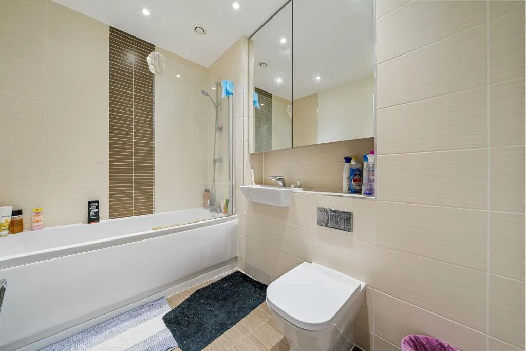 4 bedroom terraced house for rent