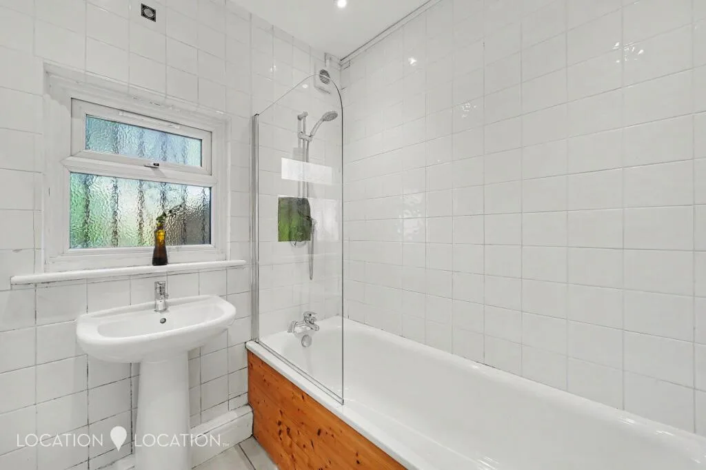 1 bedroom ground floor flat for rent