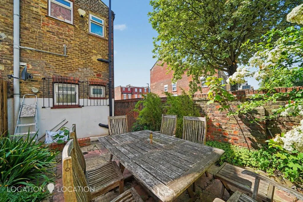 1 bedroom ground floor flat for rent