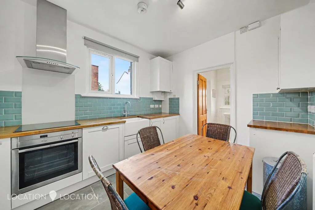 1 bedroom ground floor flat for rent