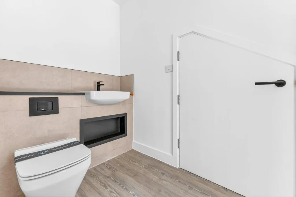 4 bedroom terraced house for rent