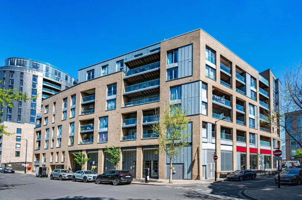 3 bedroom flat for rent