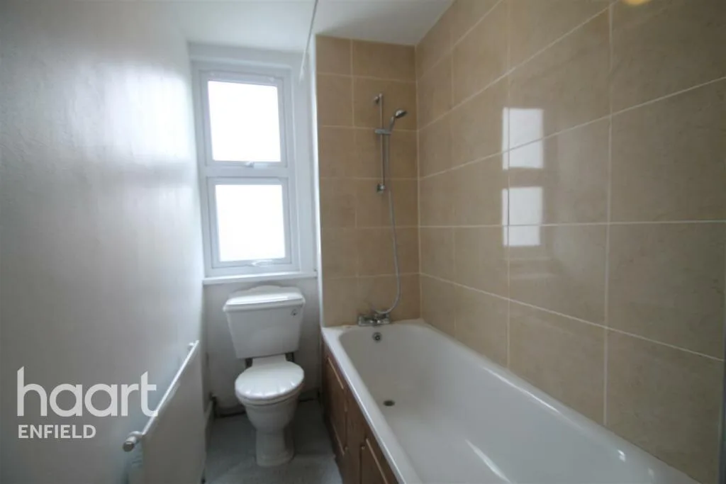 3 bedroom detached house for rent