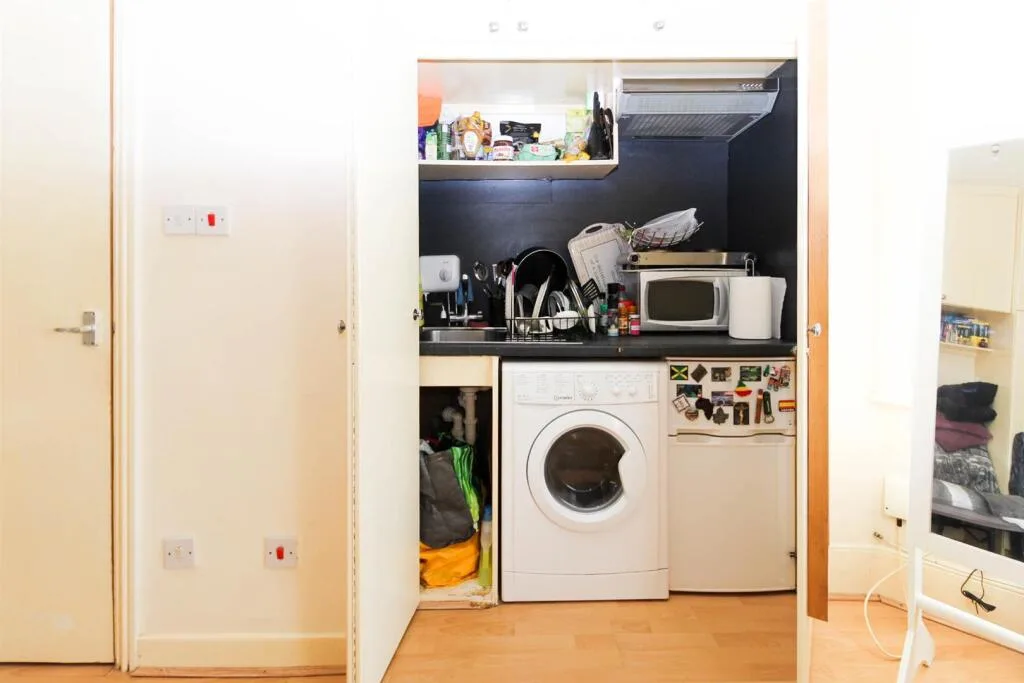 Studio flat for rent