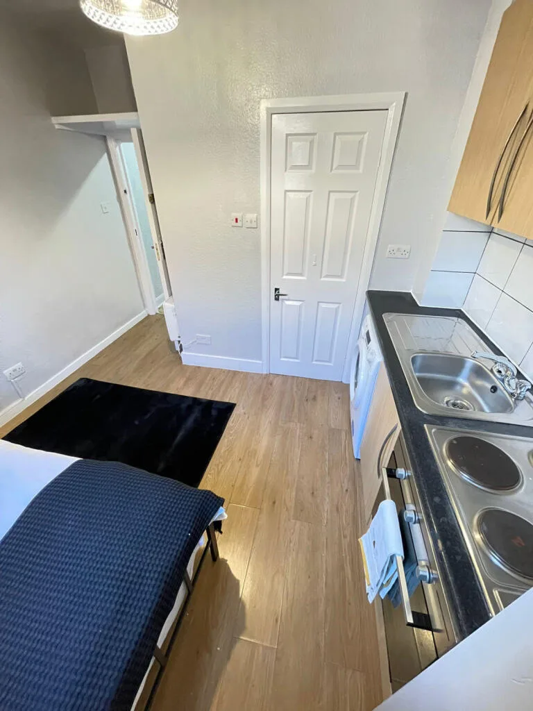 Studio flat for rent