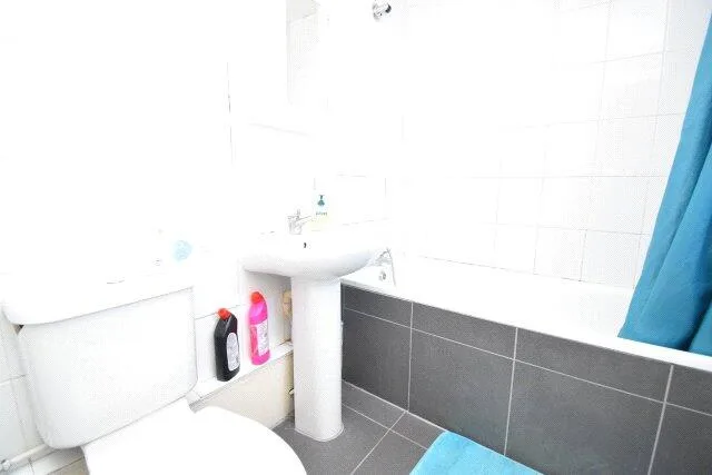 3 bedroom apartment for rent