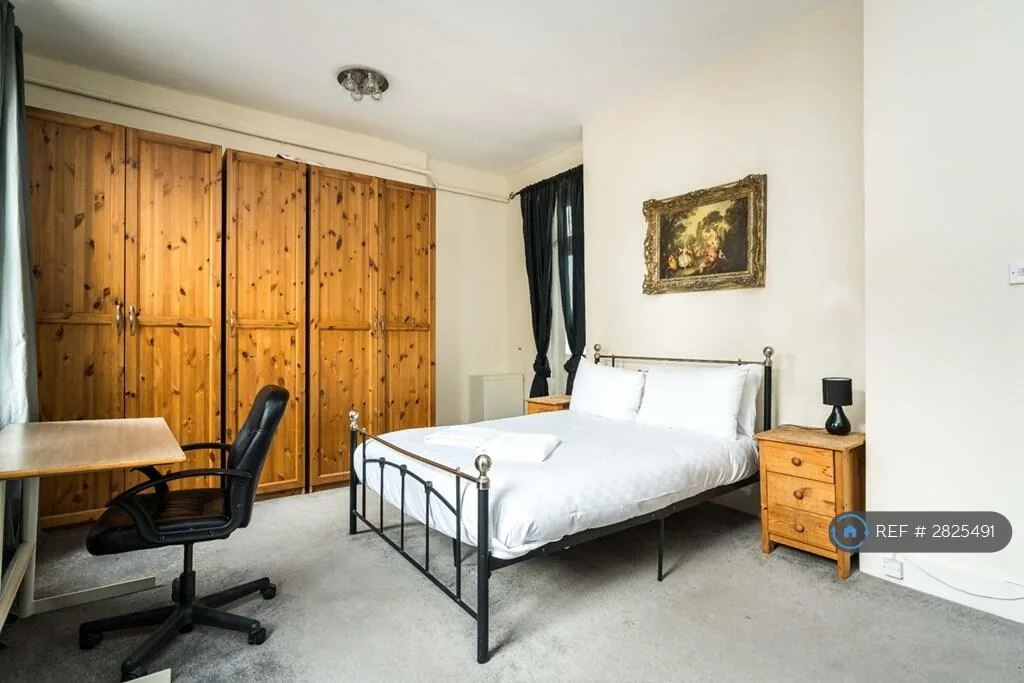 3 bedroom flat for rent