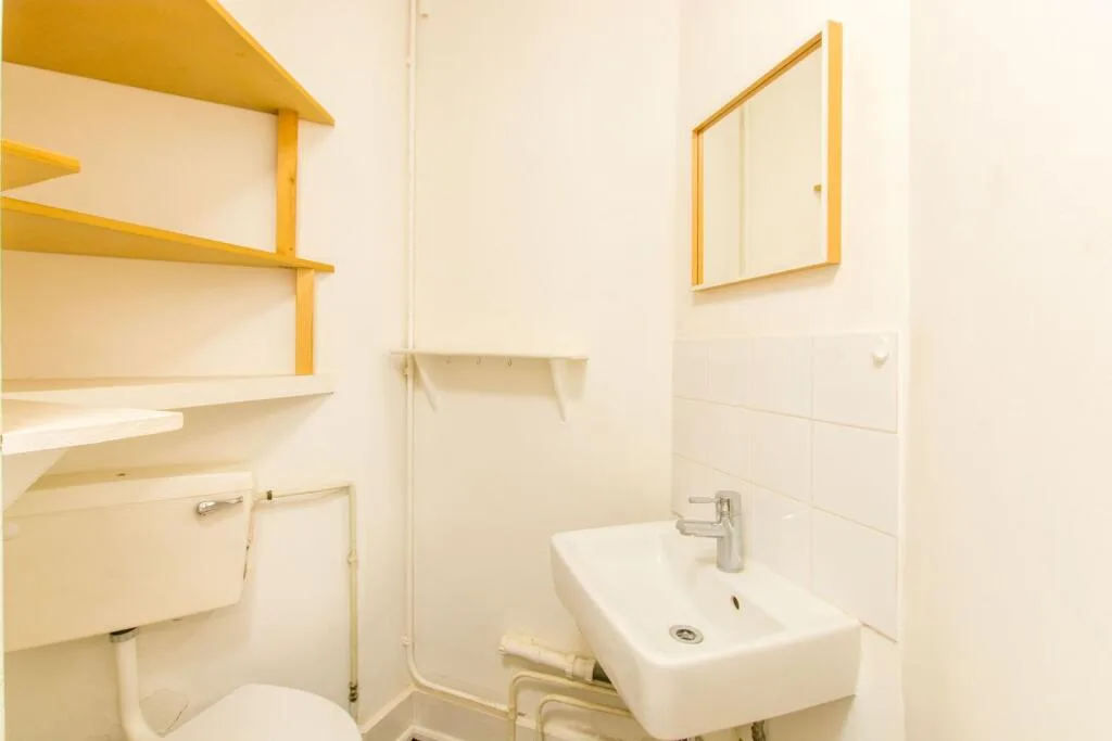Studio flat for rent