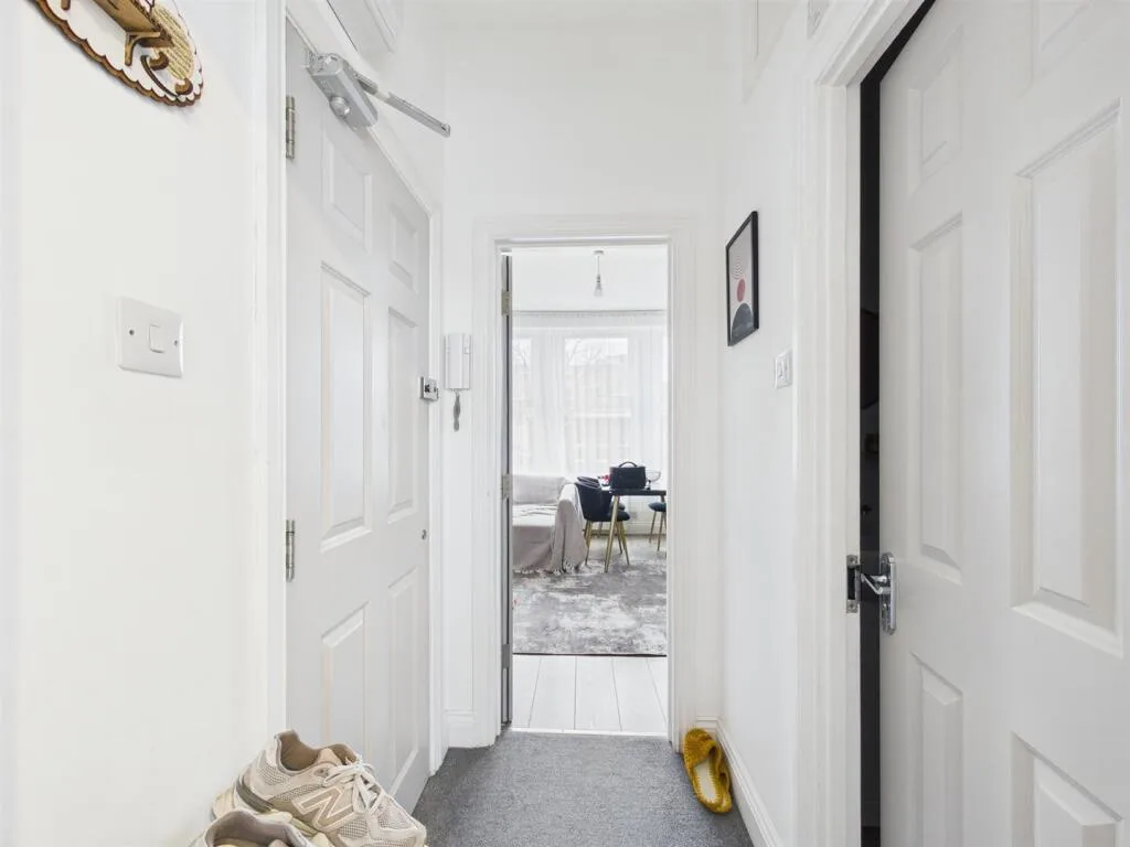 1 bedroom house for rent