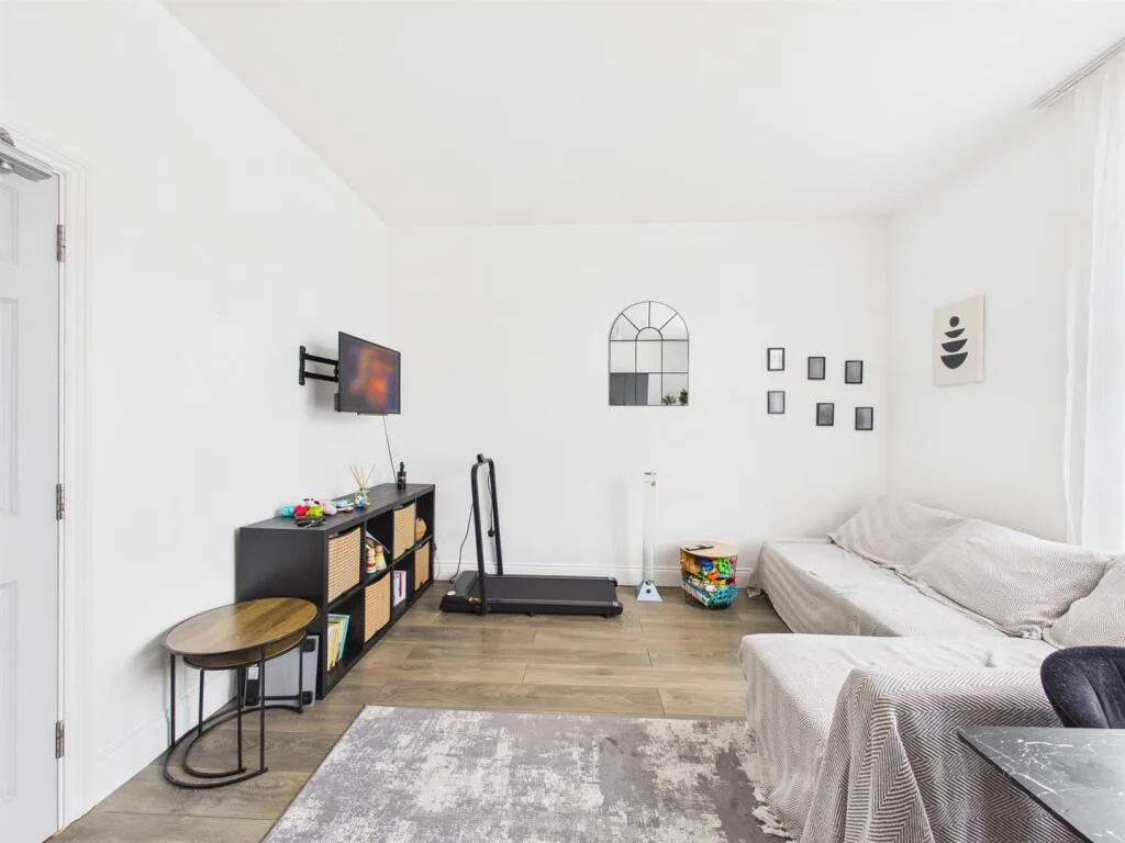 1 bedroom house for rent