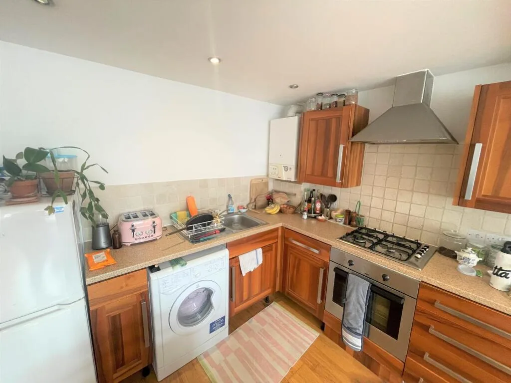 1 bedroom house for rent