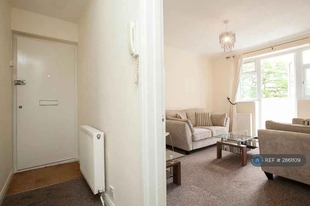 2 bedroom flat for rent