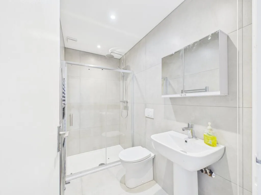 2 bedroom ground floor maisonette for rent