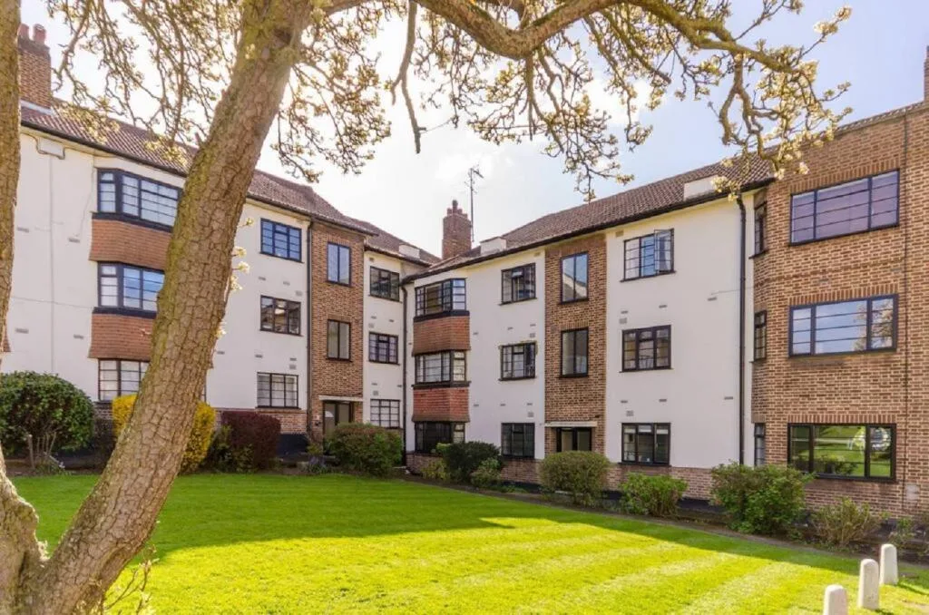 2 bedroom flat for rent