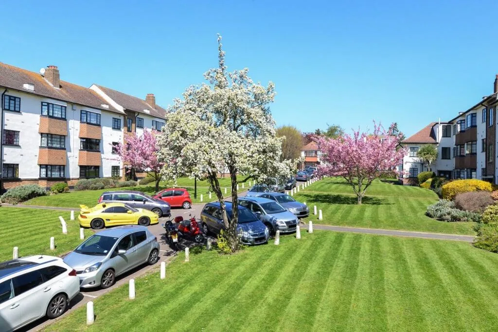 2 bedroom flat for rent