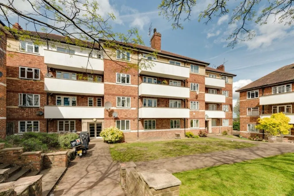 2 bedroom flat for rent