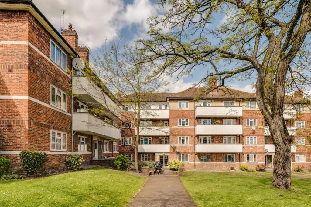 2 bedroom flat for rent