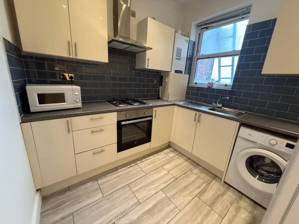 2 bedroom flat for rent