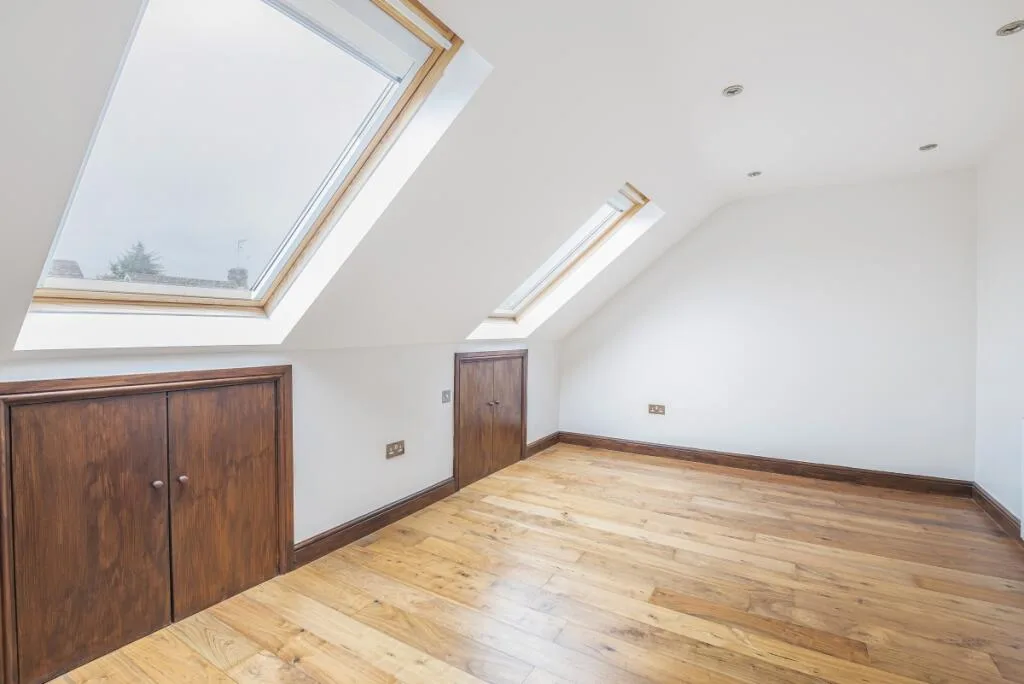 5 bedroom house for rent