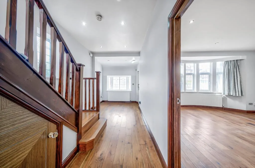 5 bedroom house for rent