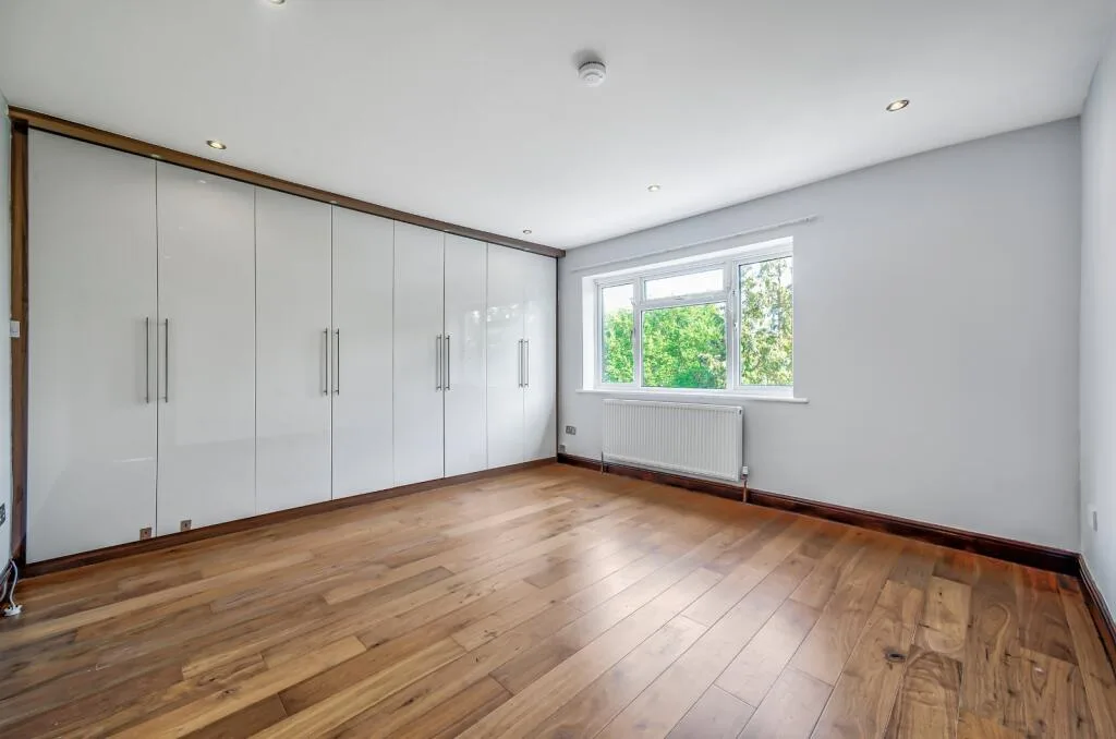5 bedroom house for rent