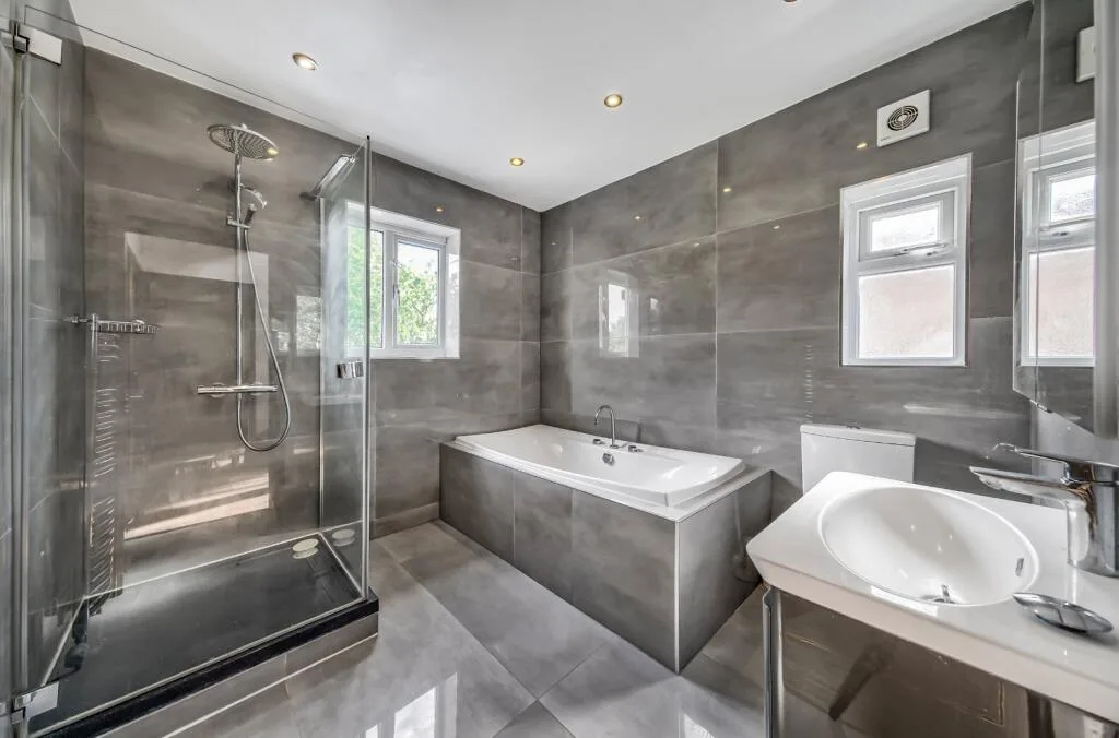 5 bedroom house for rent