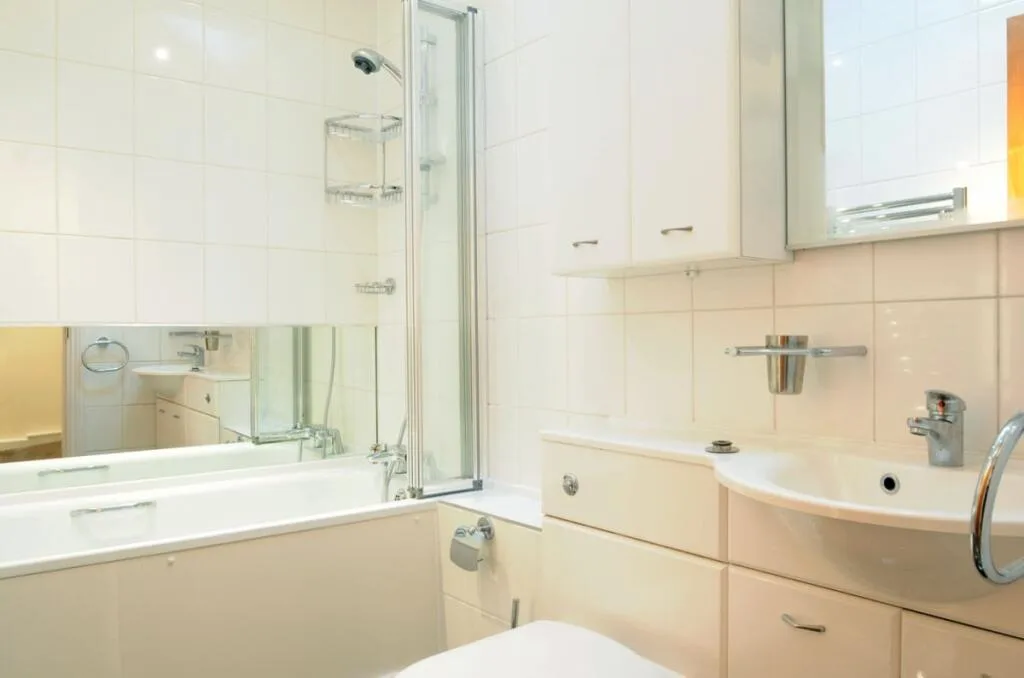 2 bedroom house for rent