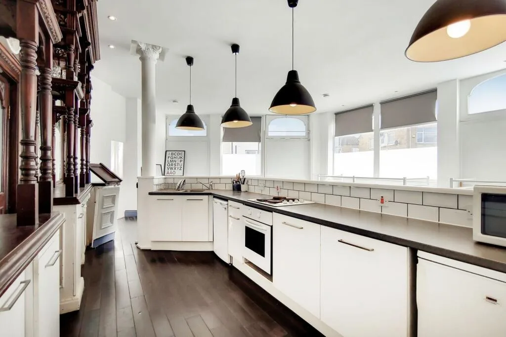 3 bedroom flat for rent