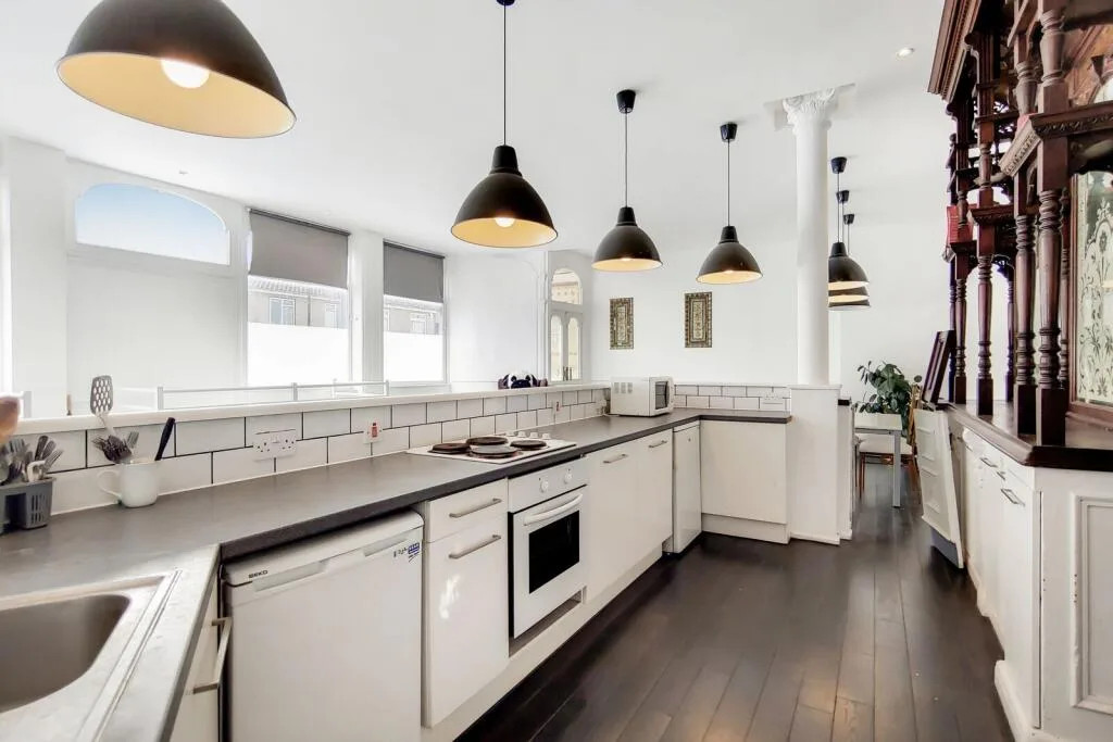 3 bedroom flat for rent