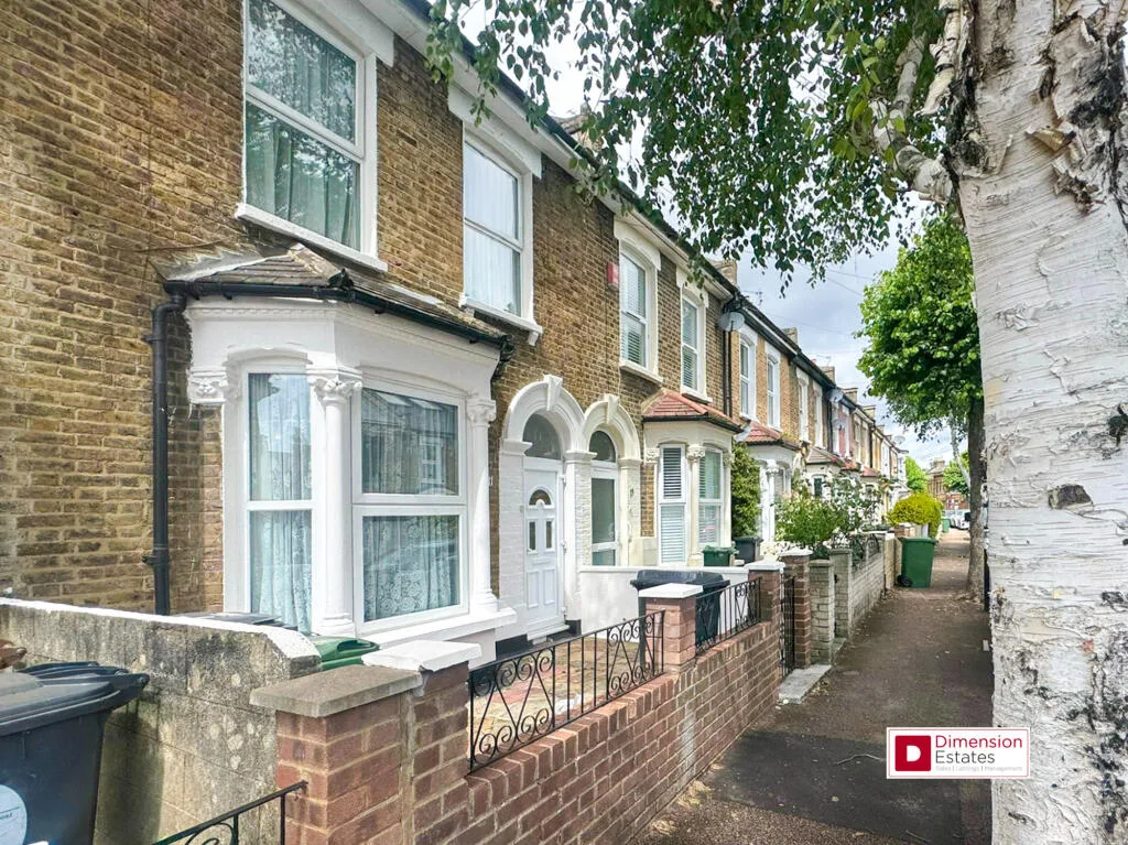 4 bedroom terraced house for rent