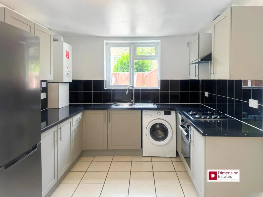 4 bedroom terraced house for rent