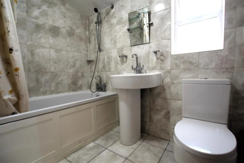 4 bedroom house for rent