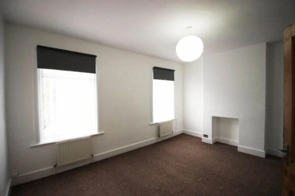 4 bedroom terraced house for rent