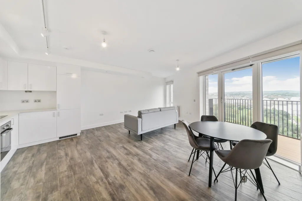 3 bedroom apartment for rent