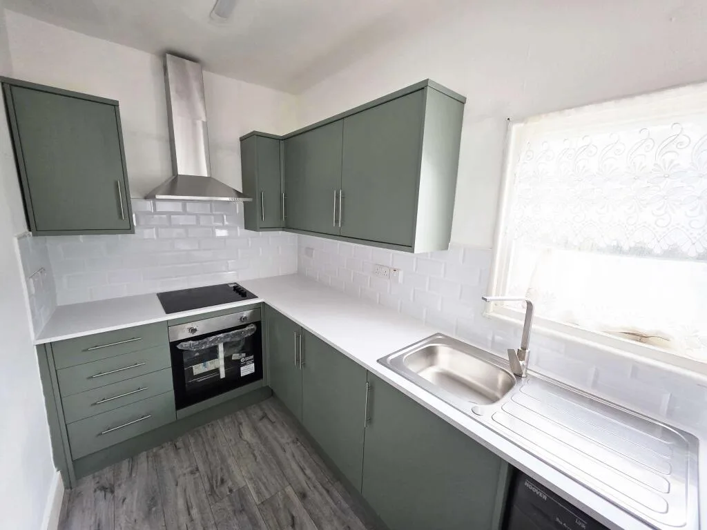 4 bedroom terraced house for rent