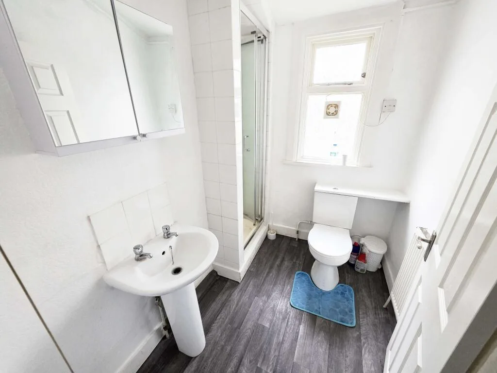 4 bedroom terraced house for rent