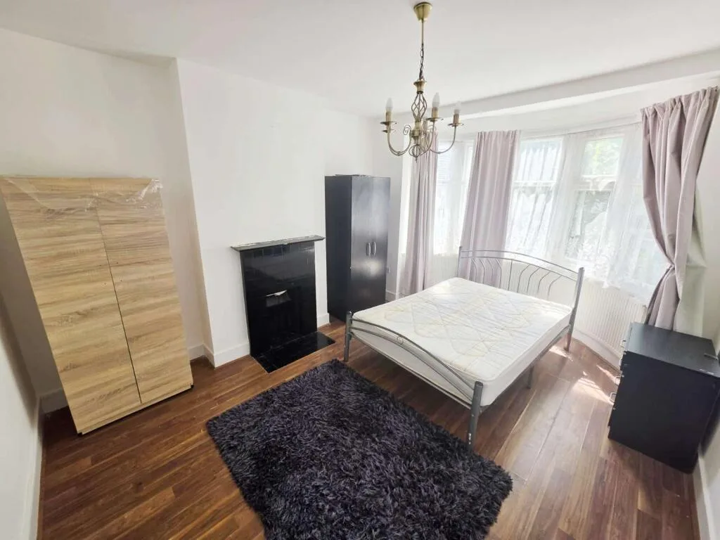 4 bedroom detached house for rent