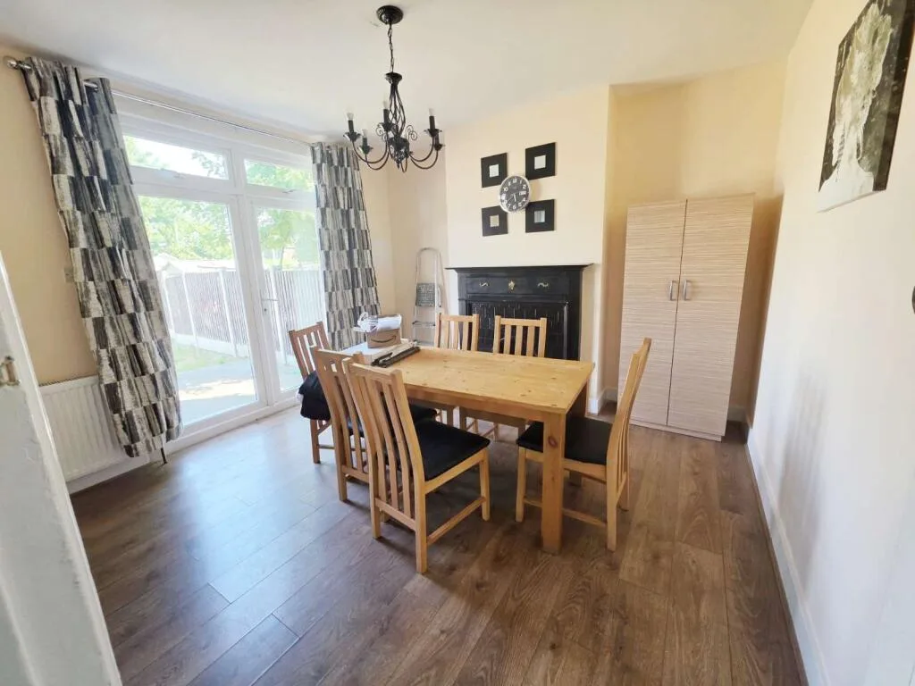 4 bedroom detached house for rent
