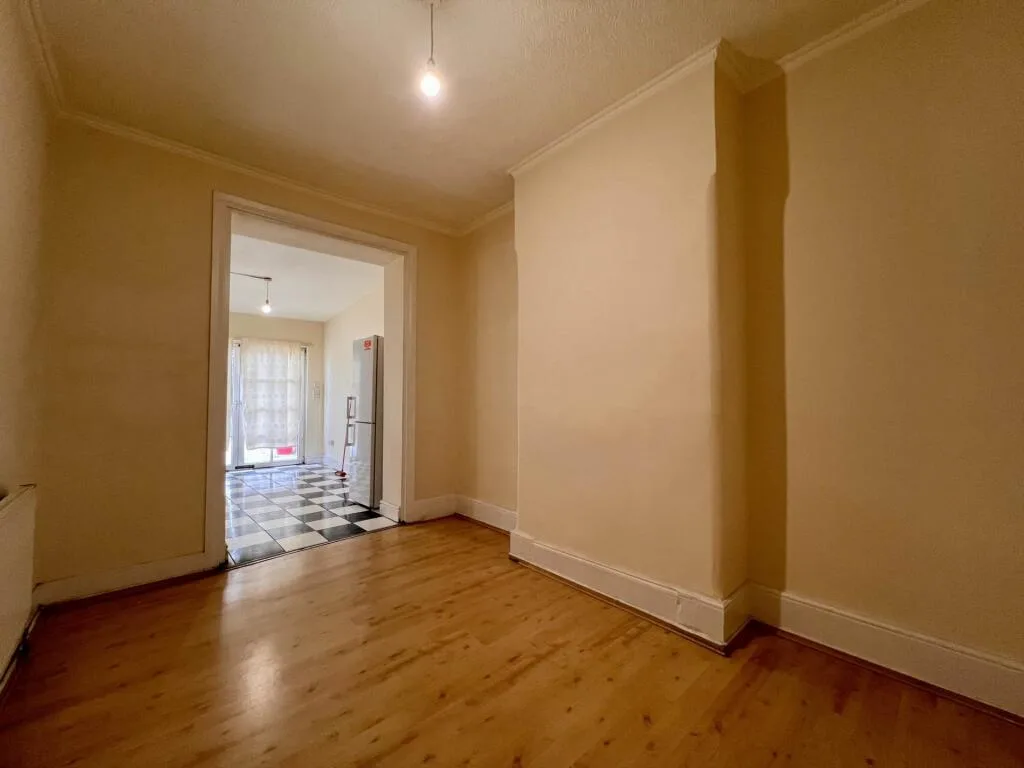 4 bedroom terraced house for rent
