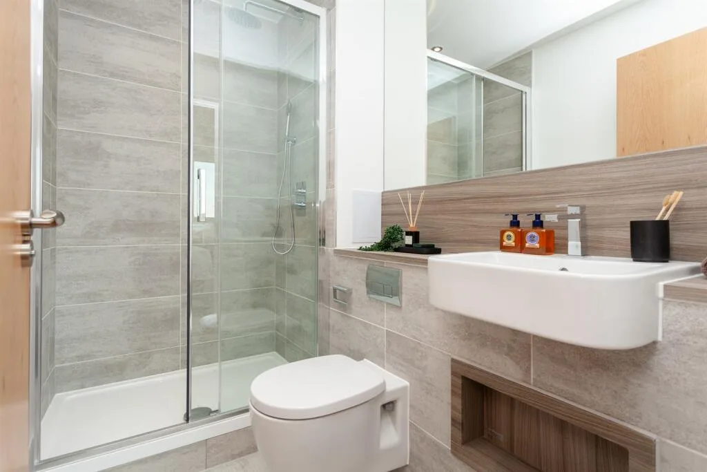 3 bedroom flat for rent