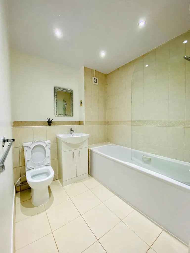 2 bedroom flat for rent