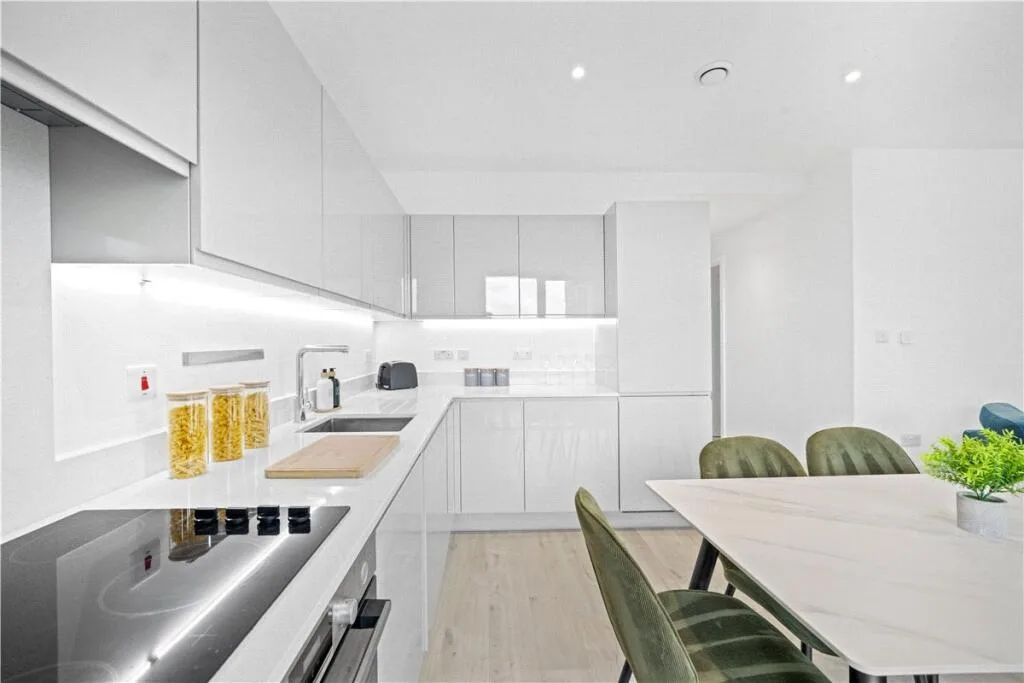 3 bedroom apartment for rent